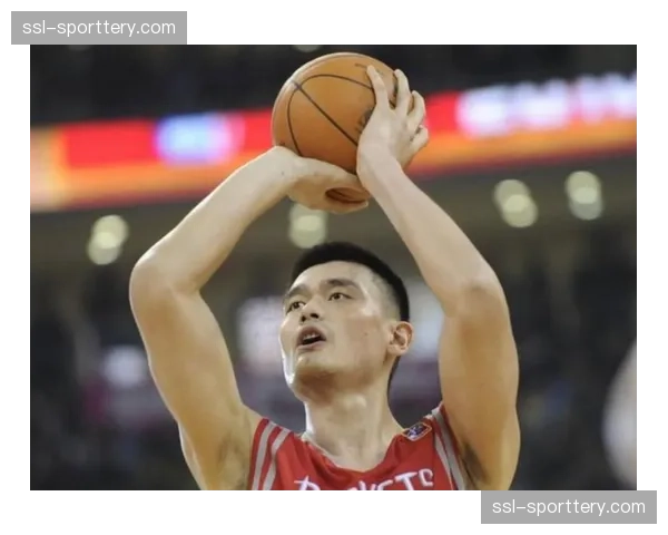 火箭队借姚明时代中国基础 海外市场收入稳居联盟前列 火箭队借姚明时代中国基础 海外市场收入稳居联盟前列